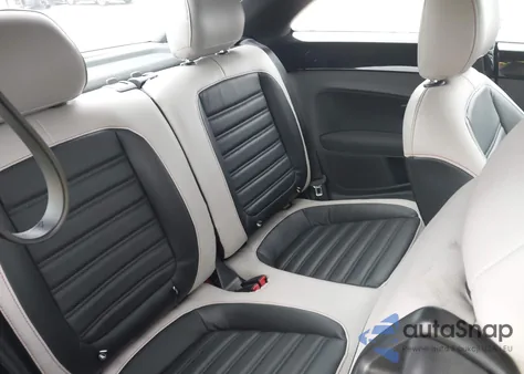 2014 Volkswagen Beetle 2.0T R-Line из США, поврежденный, VIN 3VW4T7AT9EM631261